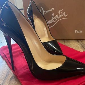 Christian louboutin NWT never worn blk size 42